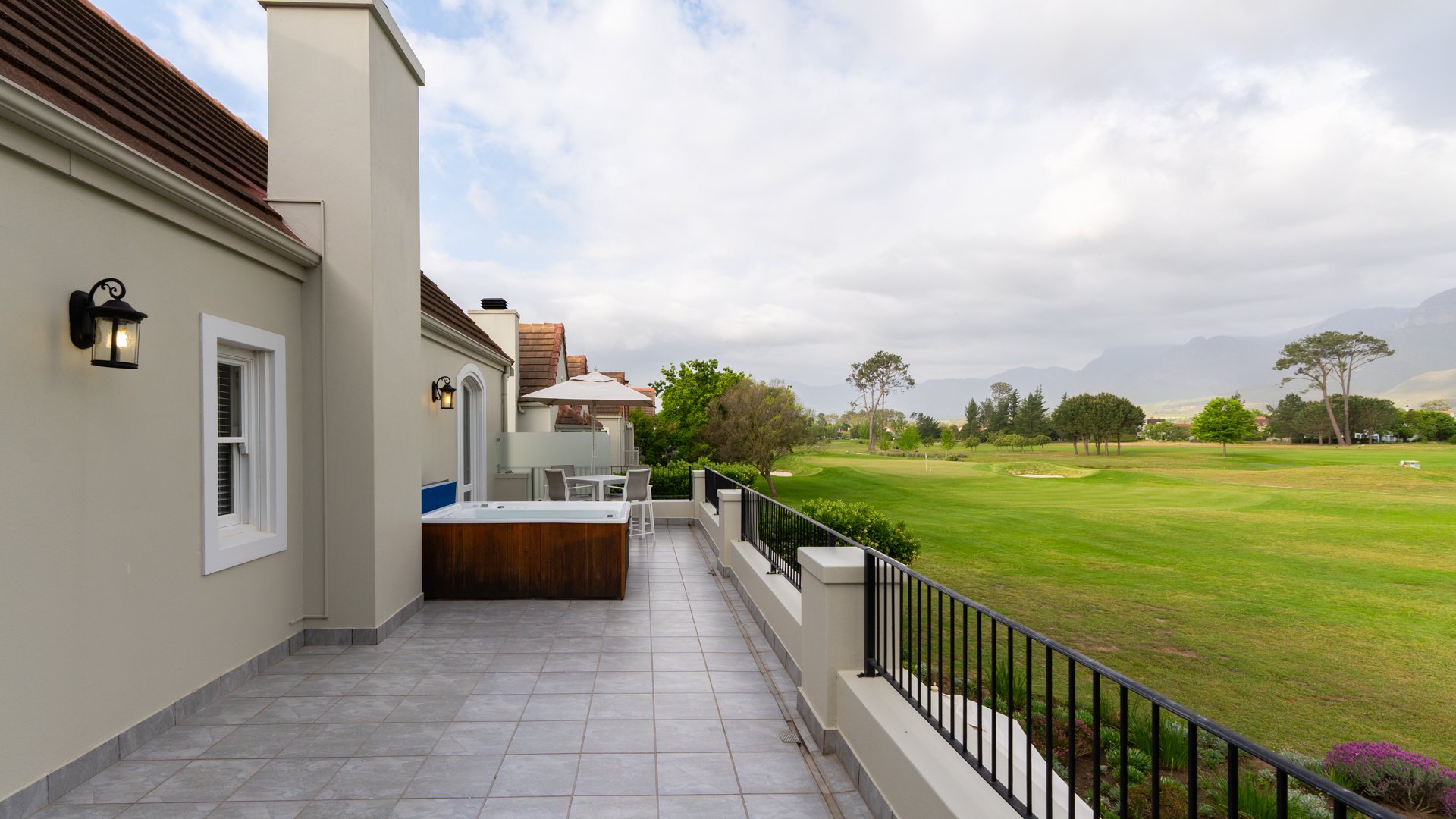 4 Bedroom Property for Sale in Boschenmeer Golf Country Estate Western Cape